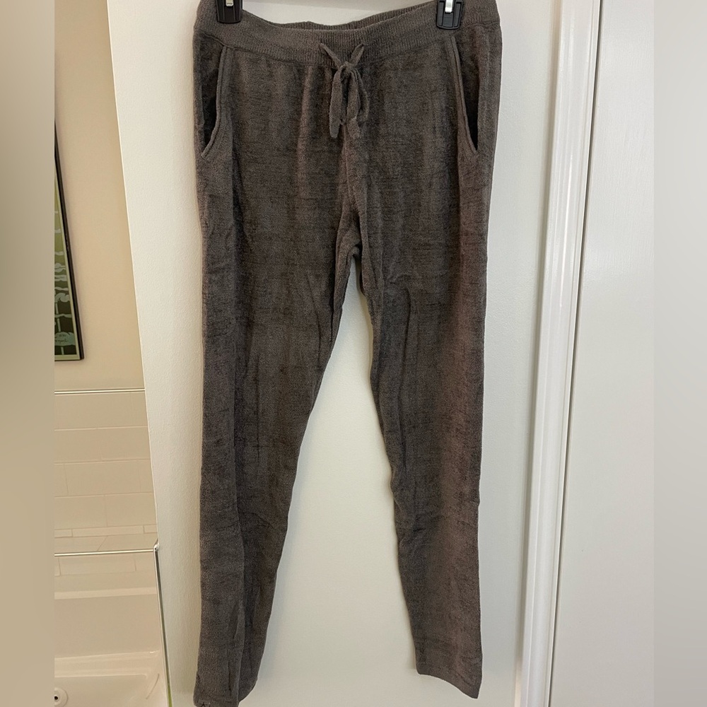 Barefoot dreams sweat pants